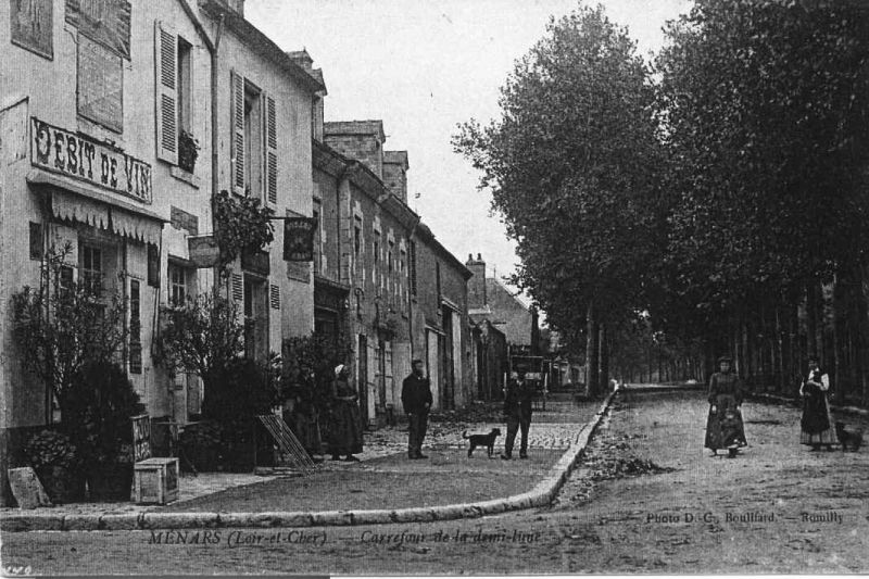 La route de Paris (Actuelle Avenue Marquise de Pompadour)