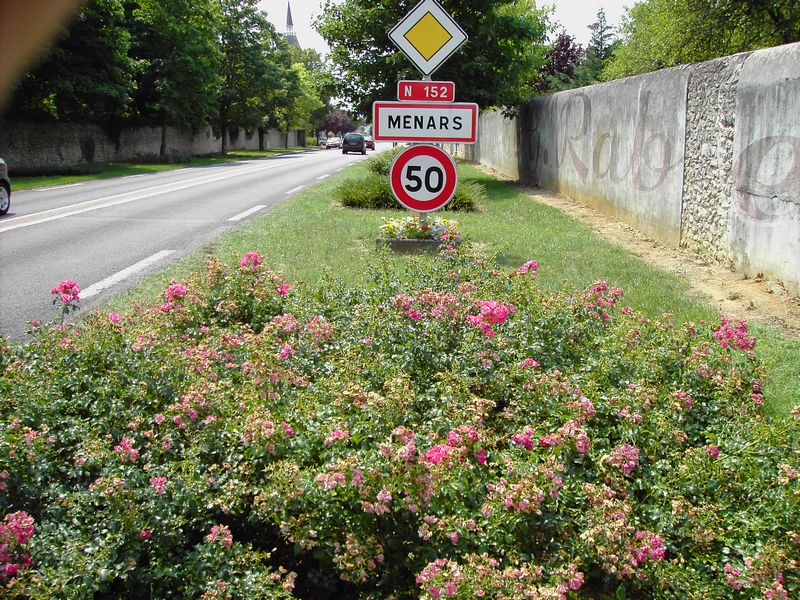 Avenue Marquise de Pompadour